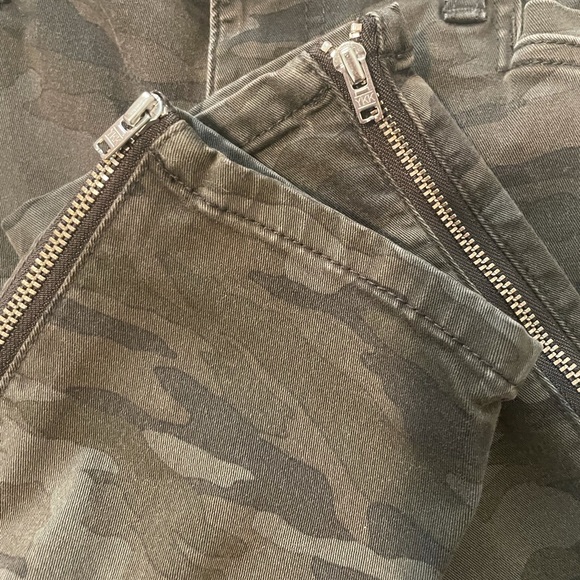 Level 99 Pants - Picture 9 of 9